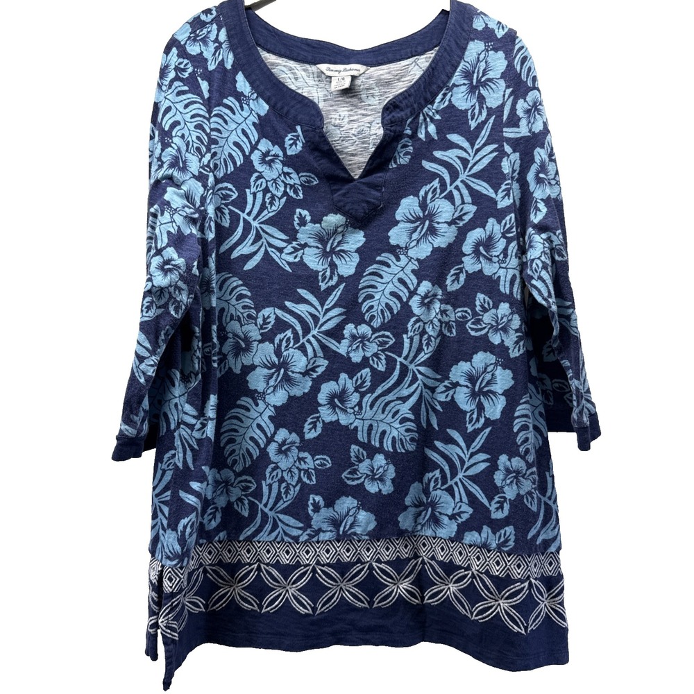 Tommy Bahama Women's Top Size Large Blue Paisley Border Bohemian V Neck Pullover